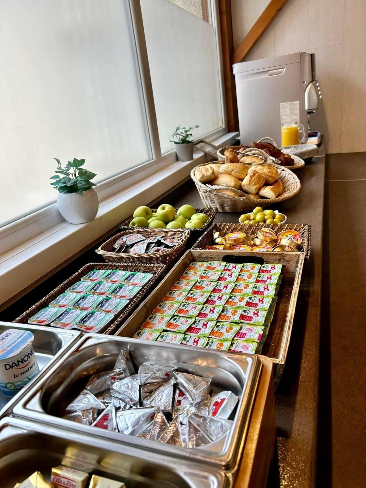 Cit'Hotel Du Tigre Verdun-sur-Meuse Eksteriør billede