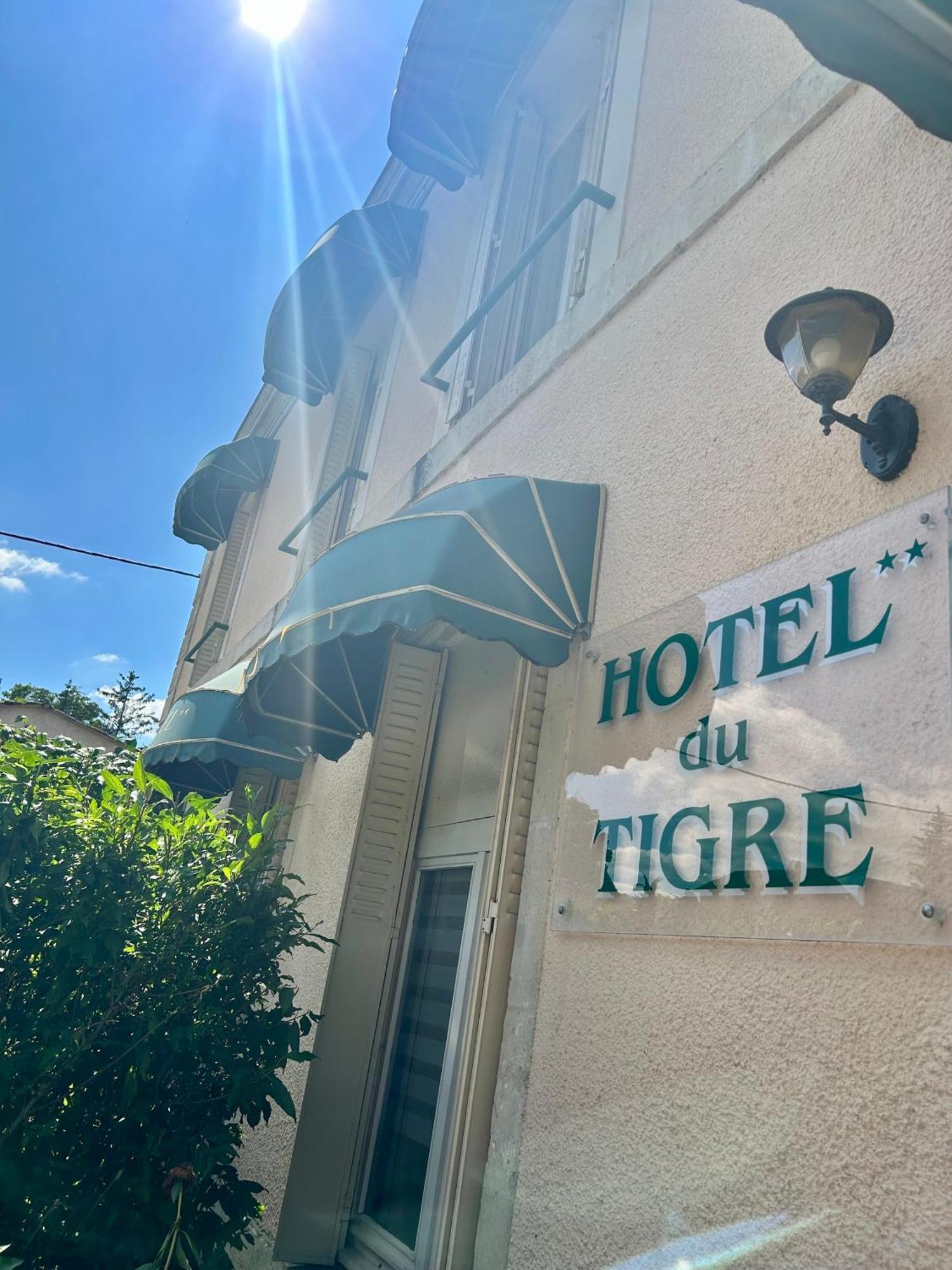 Cit'Hotel Du Tigre Verdun-sur-Meuse Eksteriør billede